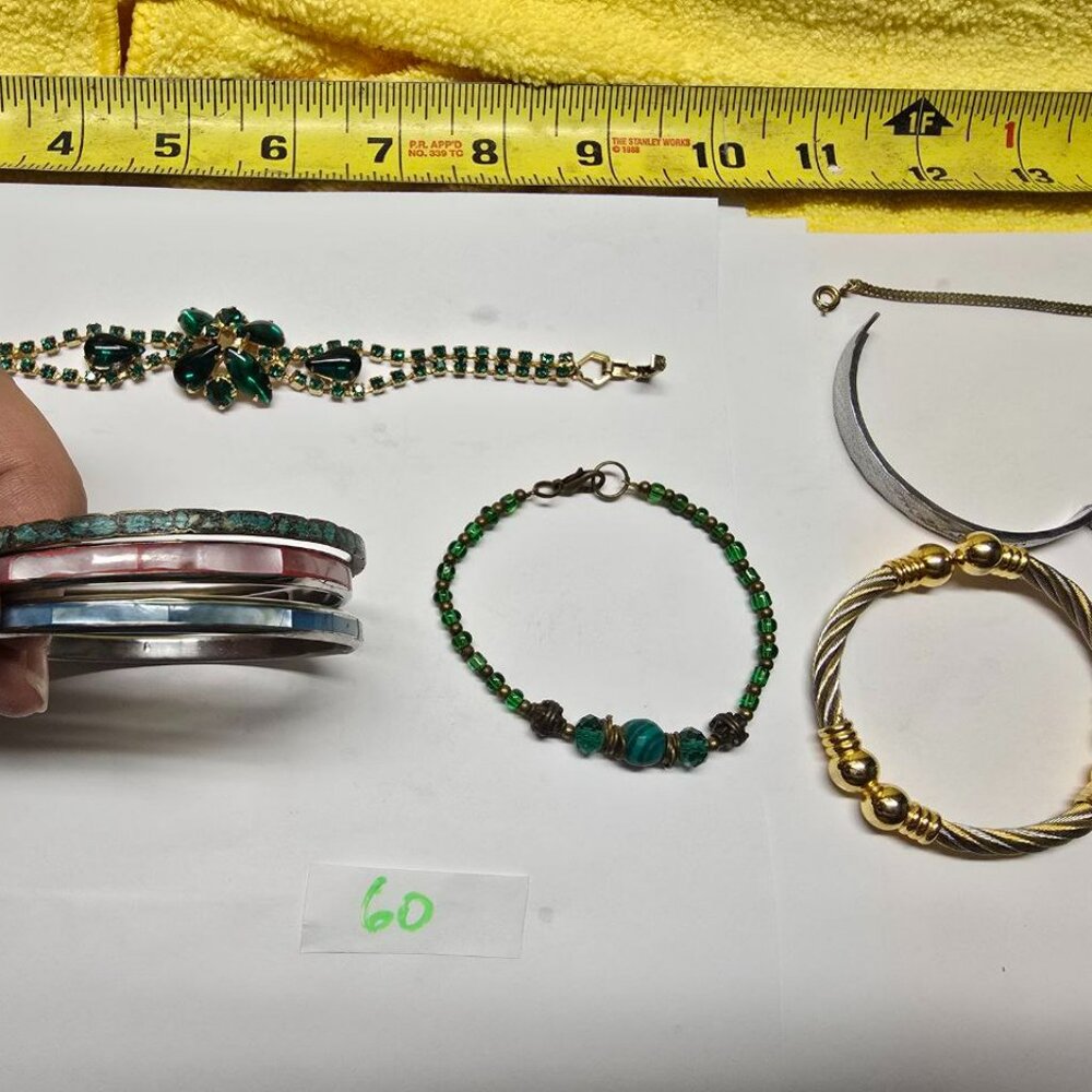 6 Vintage Bracelets [60]
